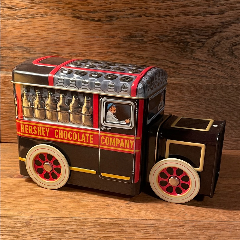 HERSHEY’S VEHICLE SERIES CANISTER #1 MILK TRUCK